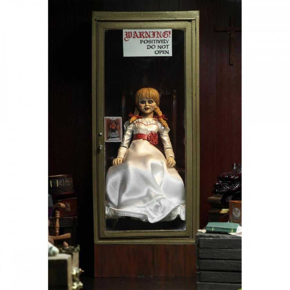 Figura neca the conjuring universe anabelle