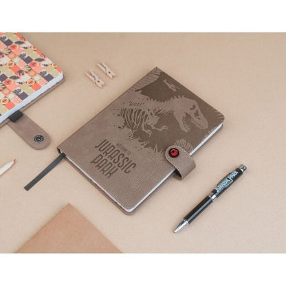 Cuaderno A5 premium + boligrafo proyector Jurassic Park