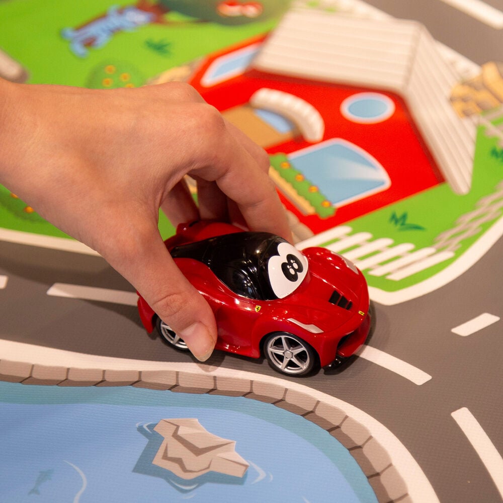 Circuito + coche Ferrari - imagen 2