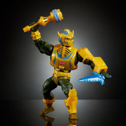 Figura Man-At-Arms Bumblebee Transformers Masters of the Universe 14cm - imagen 3