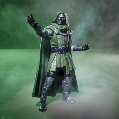 Figura Doctor Doom Avengers Doomsday Marvel Legends Series 15cm