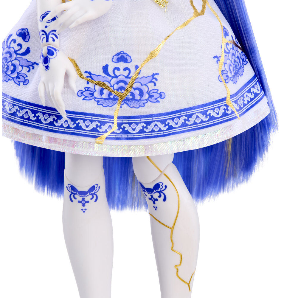 Muñeca Suki Goldpetal Fragile MirrorMi