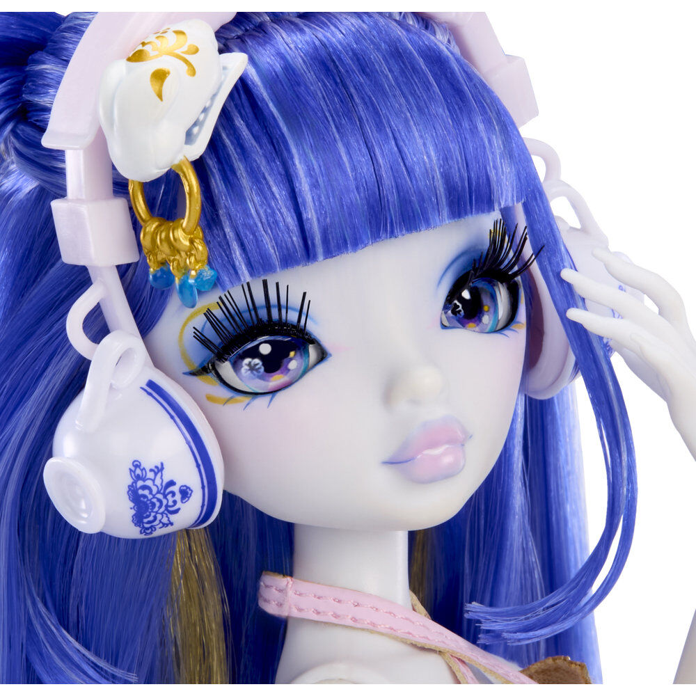 Muñeca Suki Goldpetal Fragile MirrorMi