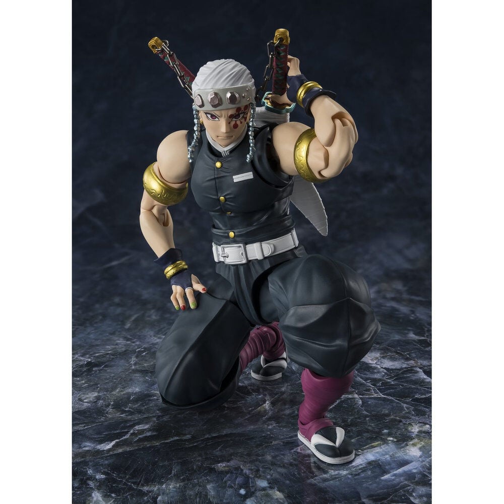 Figura S.H. Figuarts Tengen Uzui Demon Slayer Kimetsu No Yaiba 16.5cm